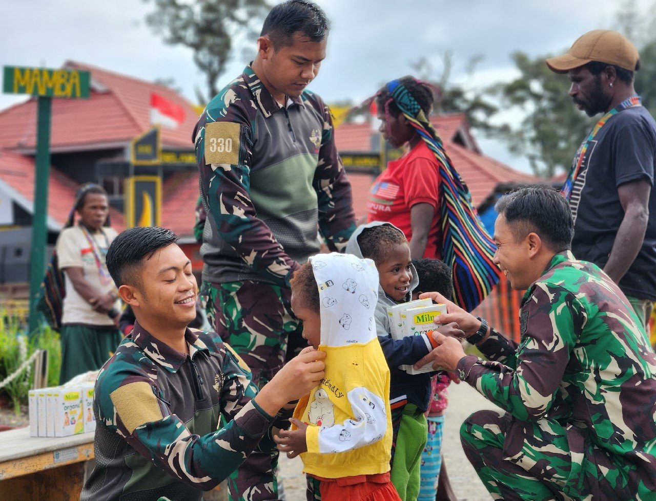 Aksi Nyata Satgas 330 Tekan Angka Stunting Di Intan Jaya - TeropongRakyat.co