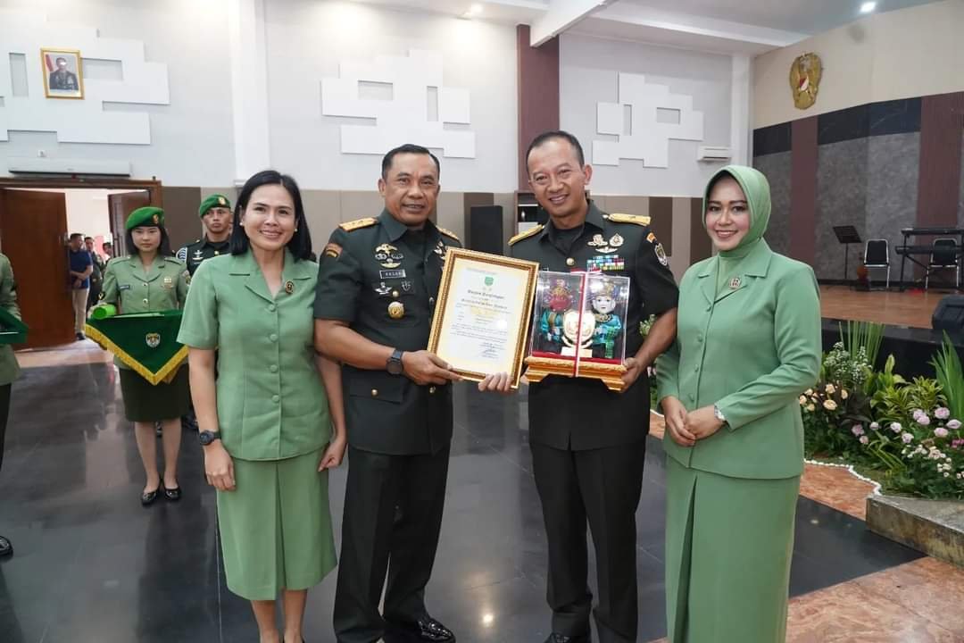 Panglima Kodam Jaya Pimpin Sertijab Pejabat Komandan Korem 052/Wijayakrama  - Teropongrakyat.co