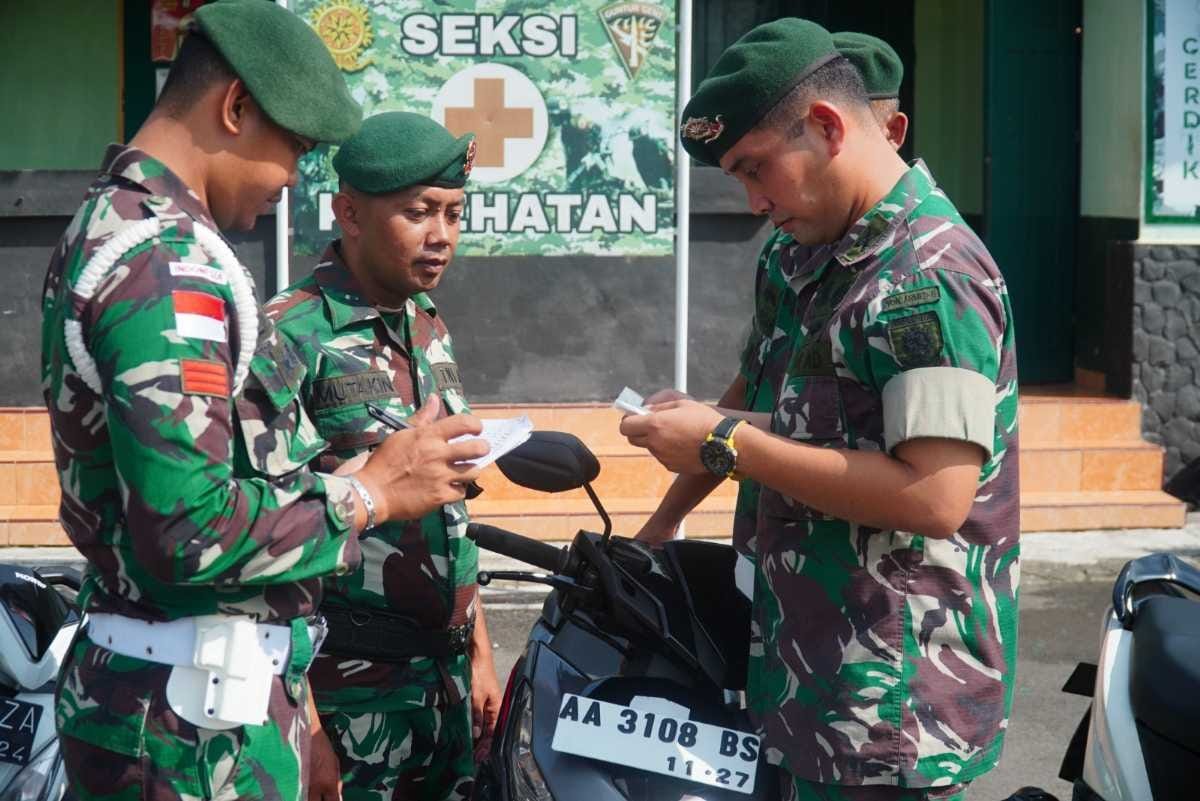Jelang Cuti Lebaran, Yonarmed 11/GG/2/2 Kostrad Cek Kelengkapan dan Kelayakan Kendaraan Prajurit