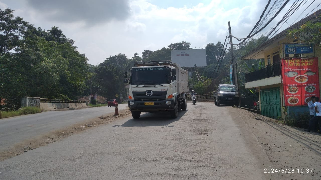 BPPKB BANTEN DPAC Parung Panjang Gelar Aksi Turun Ke jalan Membantu Penegakan Perbub No.56 Tahun 2023 Terkait Jalur Tambang