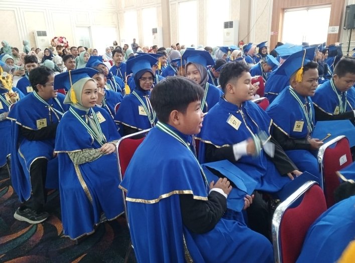 SDIT Nurul Ikhlas Harapan Jaya Gelar Wisuda Angkatan XIII - Teropongrakyat.co