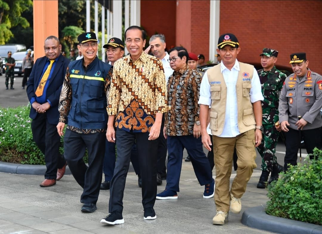 Presiden RI dan Panglima TNI Lepas Bantuan Kemanusiaan Rp 35,5 Miliar ke Papua Nugini dan Afghanistan