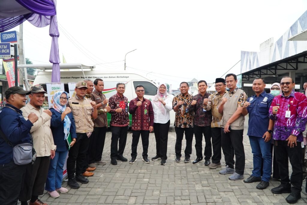 Blusukan NFA ke Pasar Gudang Tigaraksa: Menjaga Kestabilan Harga dan Keamanan Pangan di Banten - Teropong Rakyat