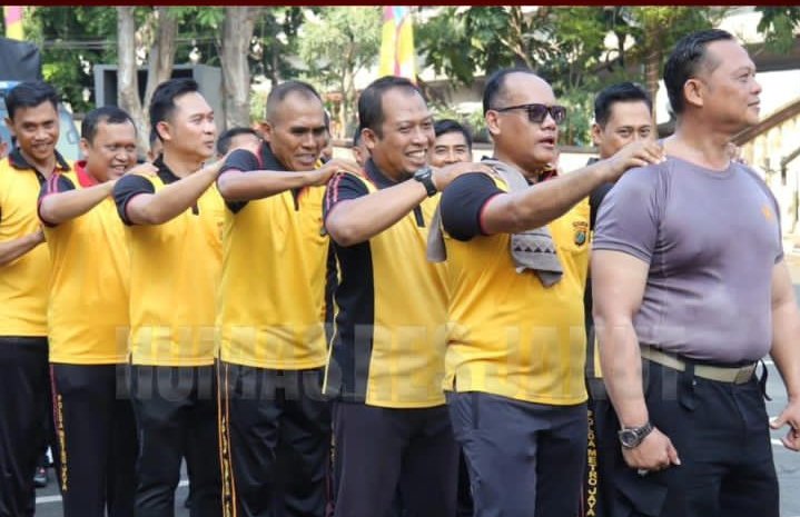 Polres Metro Jakarta Utara Gelar Olahraga Pagi di Halaman Mapolres Jakut - Teropongrakyat.co