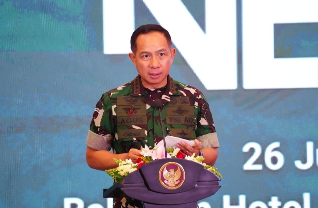 Panglima TNI Hadiri Pembukaan Pameran Lukisan “Bagimu Negeri” di Milad ke-49 MUI