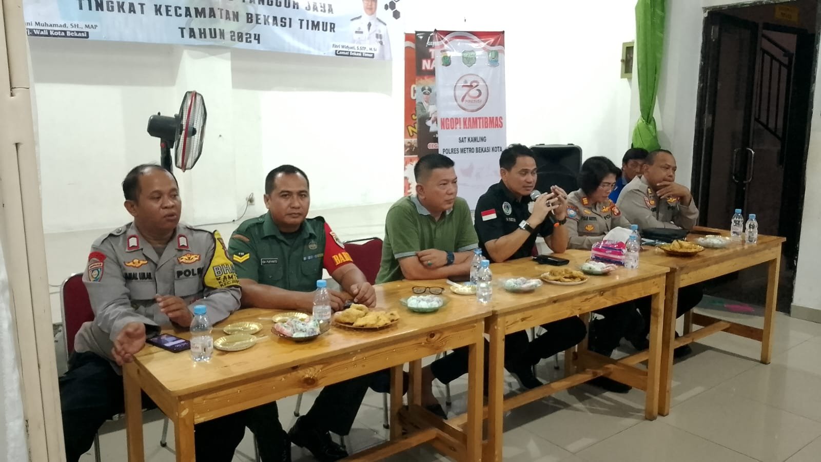 Ngopi Kamtibmas dan Penyuluhan Bahaya Narkoba di Wilayah Bekasi Timur - Teropongrakyat.co