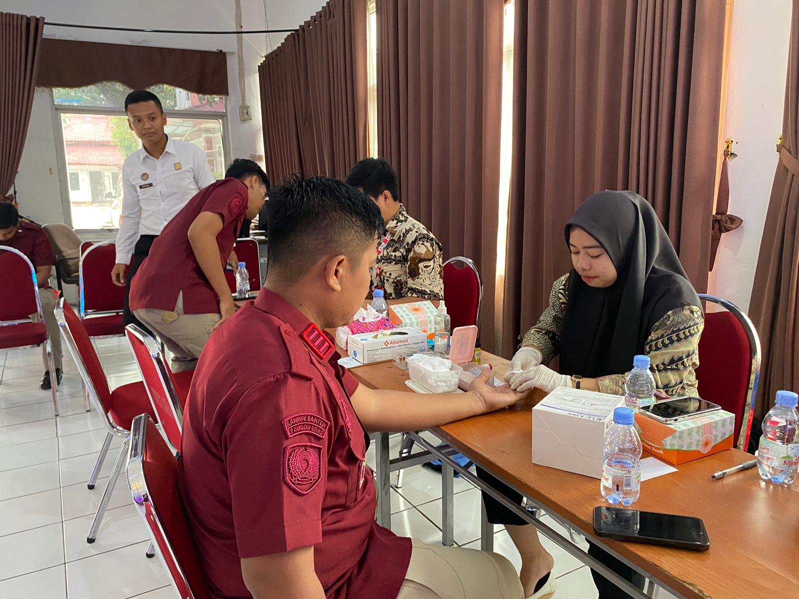 Sambut Hari Pengayoman, Petugas Lapas Rangkasbitung Donor Darah Bersama - Teropongrakyat.co