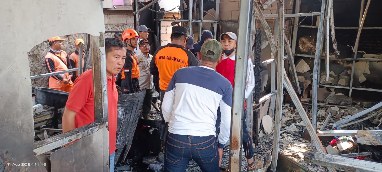 Polisi Tetapkan Suami Pembakar Rumah di Marunda Sebagai Tersangka - Teropong Rakyat