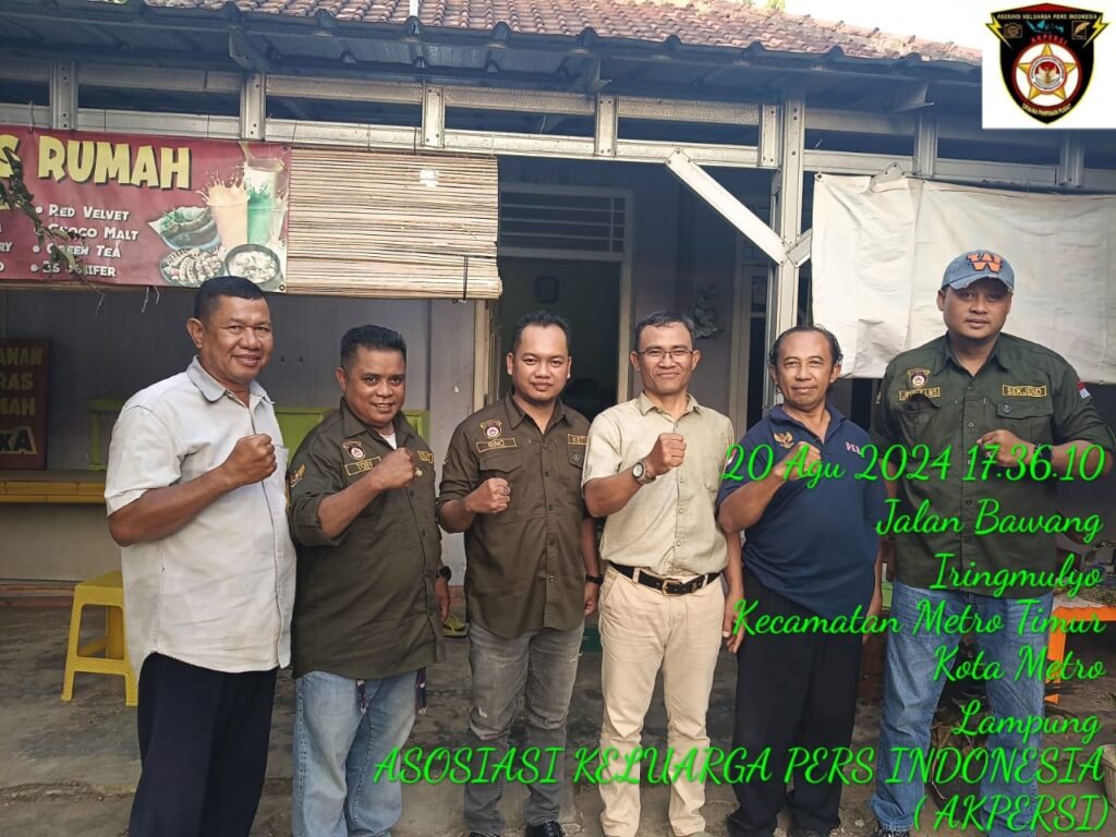 Portal Berita Indonesia dan Dunia Terkini Hari Ini, Update Harian Terbaru, Terlengkap, Tajam, Aktual dan Berimbang. Kedatangan DPP AKPERSI, Asril: Ketua DPD Lampung, Saya Siap Kibarkan Bendera AKPERSI - Teropong Rakyat
