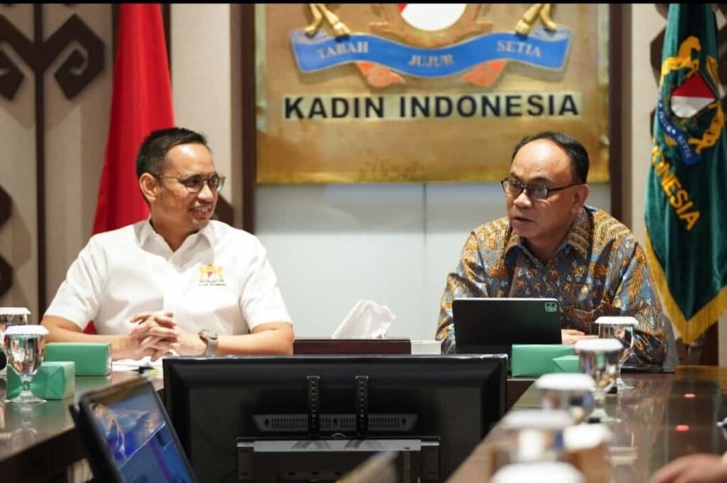 Portal Berita Indonesia dan Dunia Terkini Hari Ini, Update Harian Terbaru, Terlengkap, Tajam, Aktual dan Berimbang. Kadin Indonesia Gelar Diskusi Strategis: Mengatasi Kesenjangan Digital dan Ancaman Keamanan Siber di Sektor Komunikasi - Teropong Rakyat