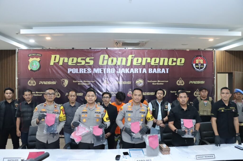 Tiga Remaja Jadi Tersangka Kasus Penyiraman Air Keras Anggota Patroli Presisi Saat Bubarkan Tawuran di Kembangan - Teropong Rakyat