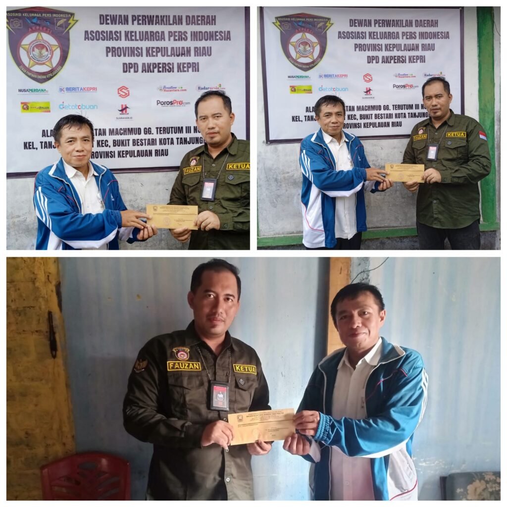 Portal Berita Indonesia dan Dunia Terkini Hari Ini, Update Harian Terbaru, Terlengkap, Tajam, Aktual dan Berimbang. Kesbangpol Kepulau Riau, Datangi Sekretariat DPD Akpersi Kepri - Teropong Rakyat