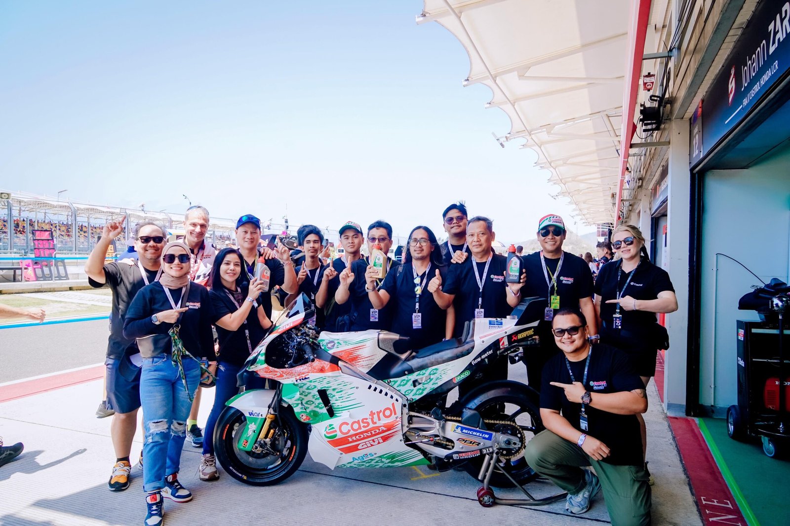 Sertifikat Teknik Castrol Honda LCR MotoGP™ Diberikan Untuk Pelajar SMK Terbaik Di MotoGP Mandalika
