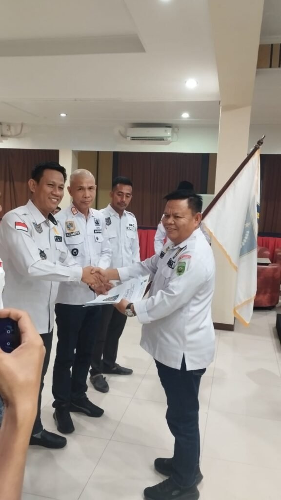 Mulyanto Terpilih Secara Aklamasi Ketua DPD APDESI Sumsel Pada Musda - Teropong Rakyat
