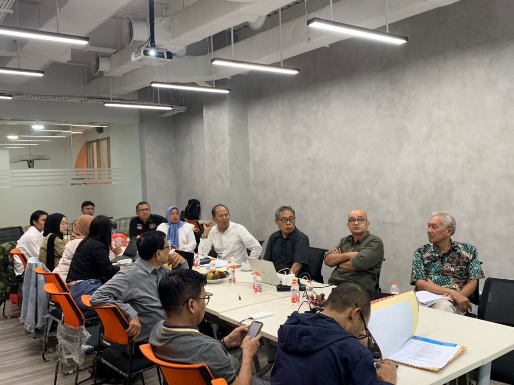 Ketum PWI Pusat Hendry Ch Bangun Pumpin Rapat Pengurus Harian, Lanjutkan Program UKW! - Teropong Rakyat