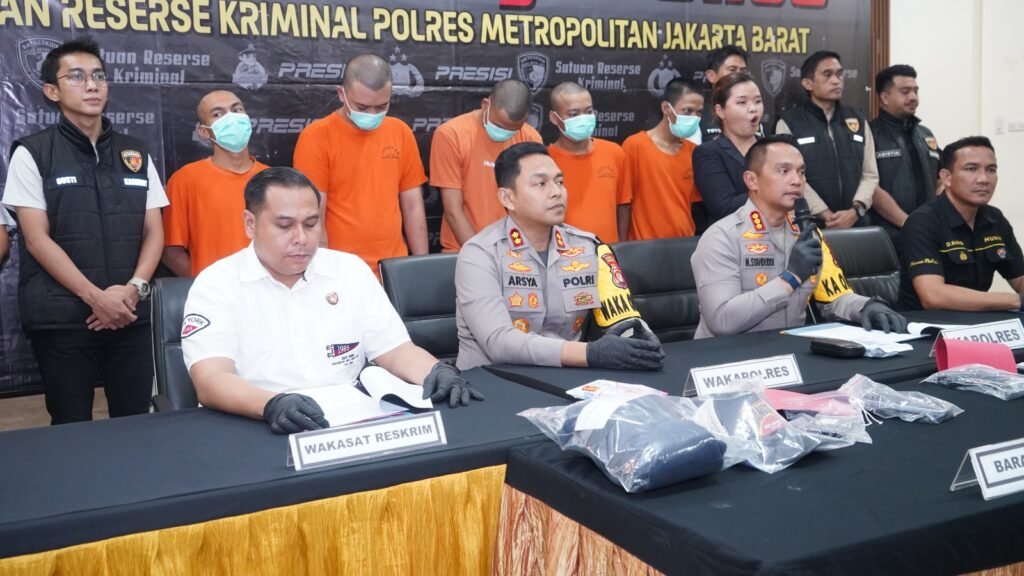 Bersenjata Airsoft Gun, Komplotan Begal Beraksi di Kebon Jeruk Ditangkap Polisi - Teropong Rakyat