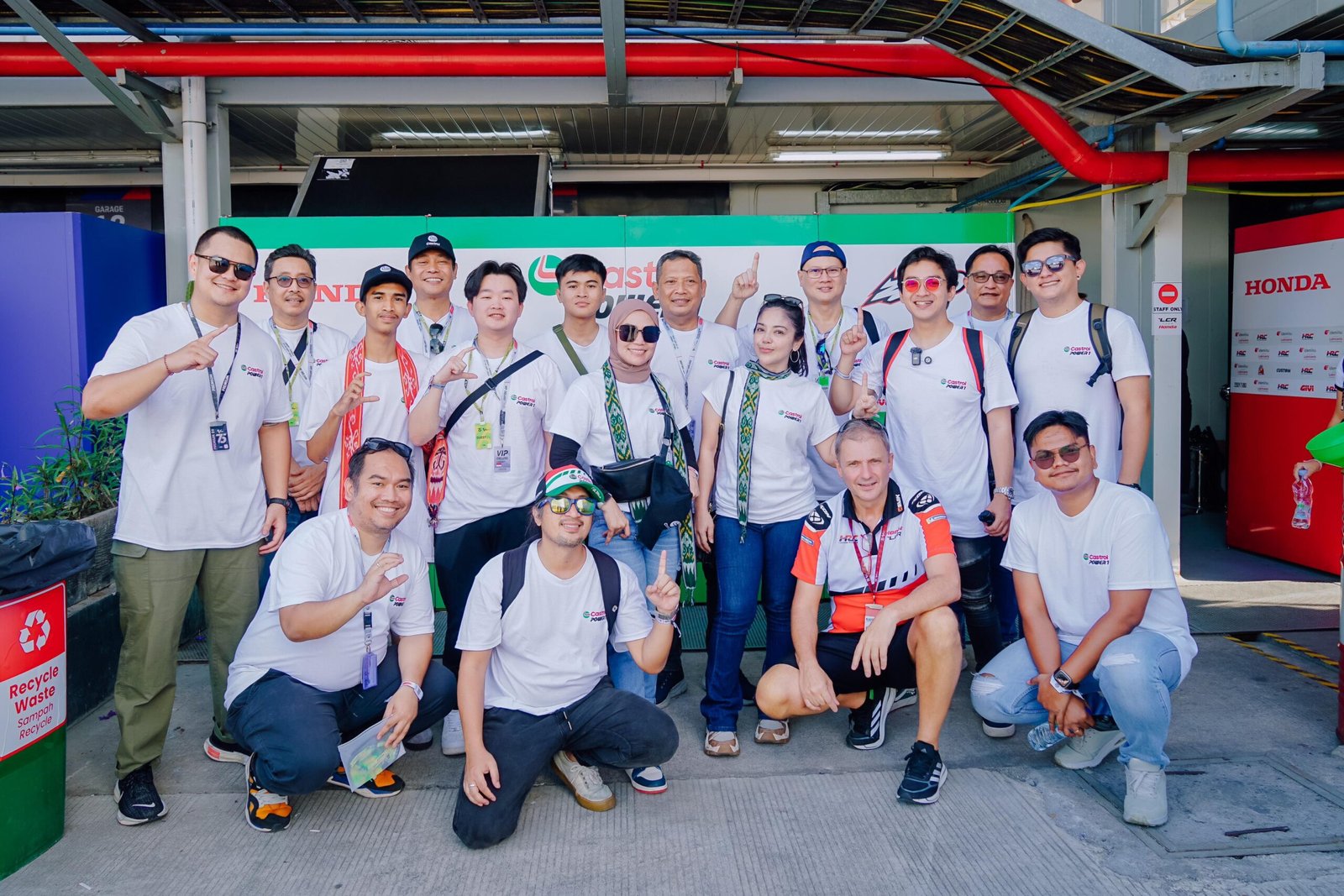 Para peserta No 1 Castrol MotoGP Experience