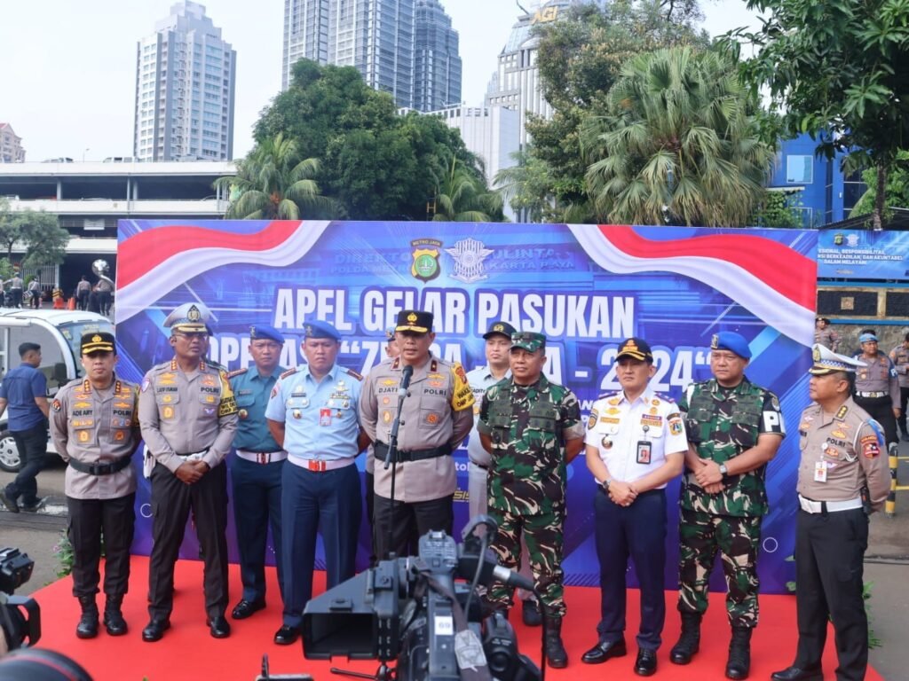 Portal Berita Indonesia dan Dunia Terkini Hari Ini, Update Harian Terbaru, Terlengkap, Tajam, Aktual dan Berimbang. Tingkatkan Disiplin Lalu Lintas, Polda Metro Jaya Gelar Operasi Zebra Jaya 2024 - Teropong Rakyat