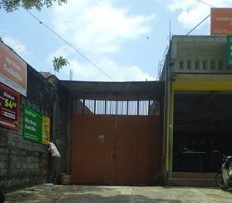 Portal Berita Indonesia dan Dunia Terkini Hari Ini, Update Harian Terbaru, Terlengkap, Tajam, Aktual dan Berimbang. Terkuak! Jaringan Mafia Solar di Tasikmalaya Merugikan Negara - Teropong Rakyat