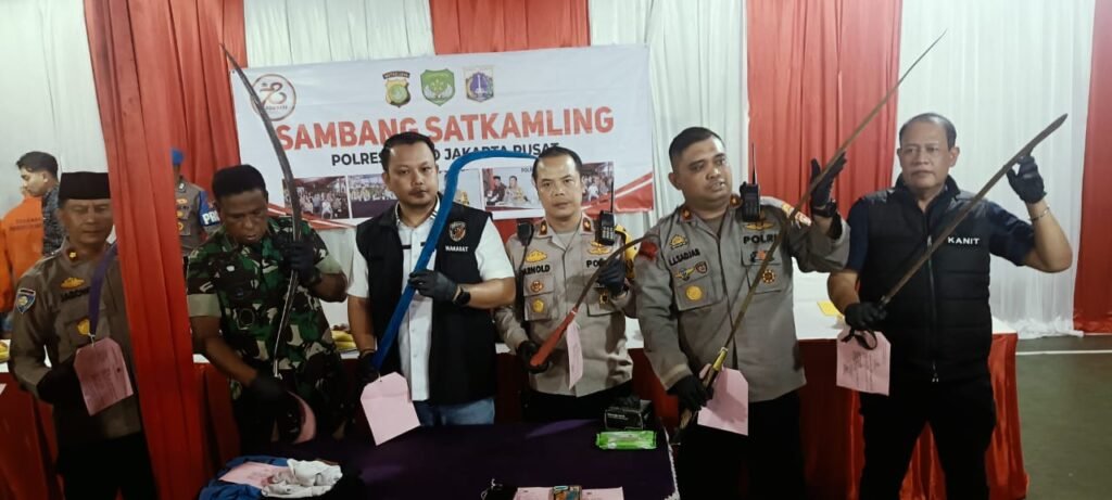 Portal Berita Indonesia dan Dunia Terkini Hari Ini, Update Harian Terbaru, Terlengkap, Tajam, Aktual dan Berimbang. Kasus Tawuran di Cempaka Putih, 6 Tersangka Ditangkap oleh Polres Metro Jakarta Pusat - Teropong Rakyat