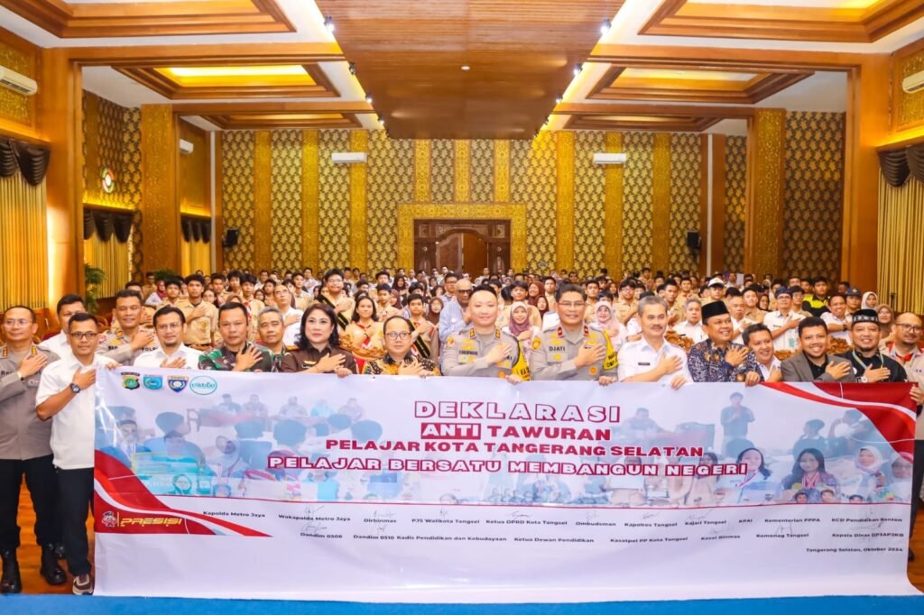 Portal Berita Indonesia dan Dunia Terkini Hari Ini, Update Harian Terbaru, Terlengkap, Tajam, Aktual dan Berimbang. Cegah Tawuran Pelajar, Polres Tangerang Selatan Luncurkan Program “CETAR” - Teropong Rakyat