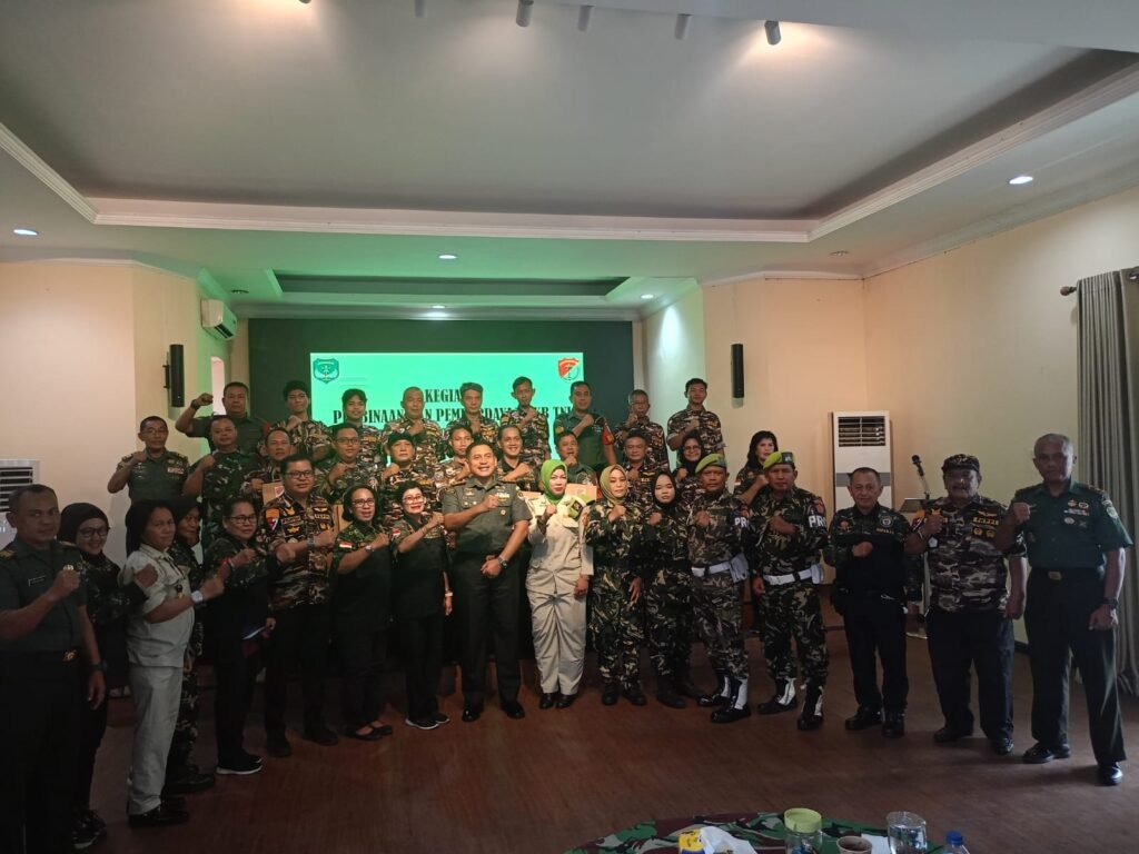 Portal Berita Indonesia dan Dunia Terkini Hari Ini, Update Harian Terbaru, Terlengkap, Tajam, Aktual dan Berimbang. Kegiatan Pembinaan dan Pemberdayaan KB TNI KODIM 0502/JU TA 2024 - Teropong Rakyat