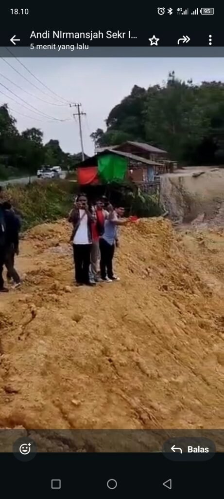 Portal Berita Indonesia dan Dunia Terkini Hari Ini, Update Harian Terbaru, Terlengkap, Tajam, Aktual dan Berimbang. Mus Gaber: Penambangan Ilegal PT BJU Rusak Fasilitas Pramuka dan Hutan Tangap - Teropong Rakyat