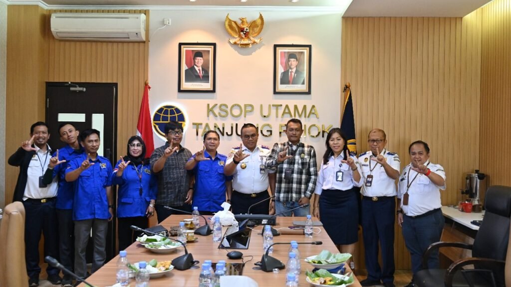 Bangun Sinergitas, PWI Pokja Walikota Jakarta Utara Audiensi Dengan KSOP Utama Tanjung Priok - Teropong Rakyat