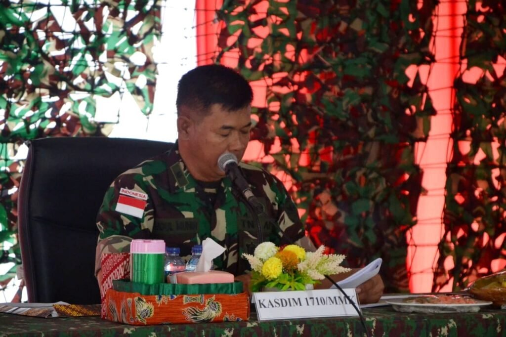 Portal Berita Indonesia dan Dunia Terkini Hari Ini, Update Harian Terbaru, Terlengkap, Tajam, Aktual dan Berimbang. Kodim 1710/Mimika Gelar Rapat Anggota Luar Biasa Primer Koperasi Kartika Oro Doro Enakoa - Teropong Rakyat
