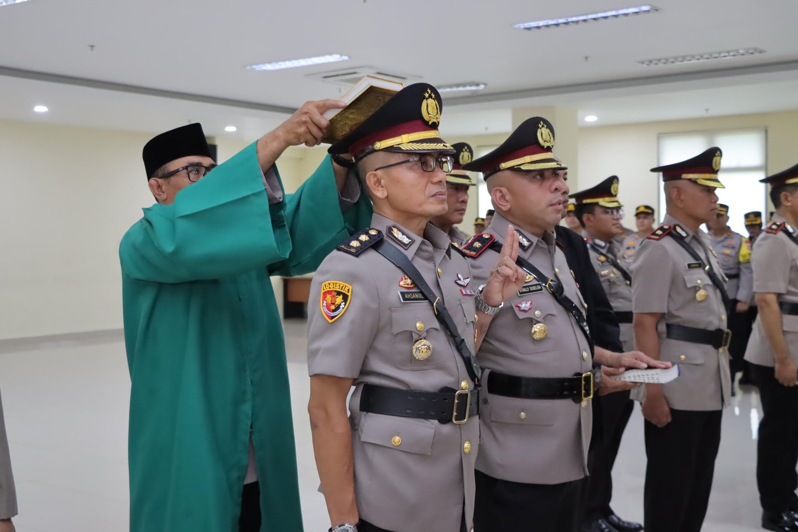 Kapolres Metro Bekasi Kota Pimpin Sertijab Pejabat Utama dan Kapolsek - Teropongrakyat.co