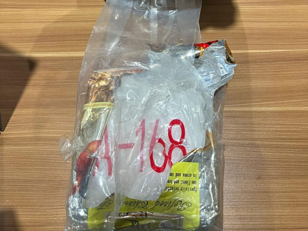 Polres Metro Bekasi Kota Ungkap Jaringan Narkoba Lintas Bogor-Bekasi, amankan Tersangka dengan 1 Kg Shabu - Teropong Rakyat