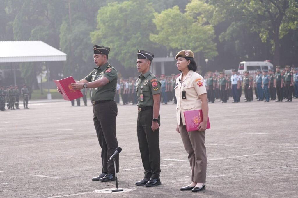 Askomlek Panglima TNI Pimpin Upacara Bendera 17-an Bulan November Tahun 2024 - Teropong Rakyat