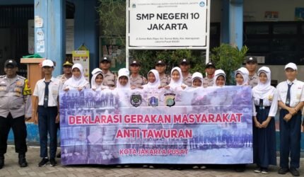 Penyuluhan Anti Tawuran Dan Kenakalan Remaja Di Sekolah SMPN 10 Jakarta - Teropongrakyat.co