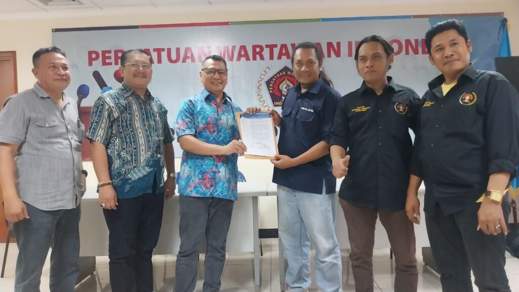 Waduh! Erfan Pratama, Mantan Napi Kasus Narkoba Ditunjuk Kesit Jadi Ketua Pokja PN dan Kejari Jaktim - Teropong Rakyat