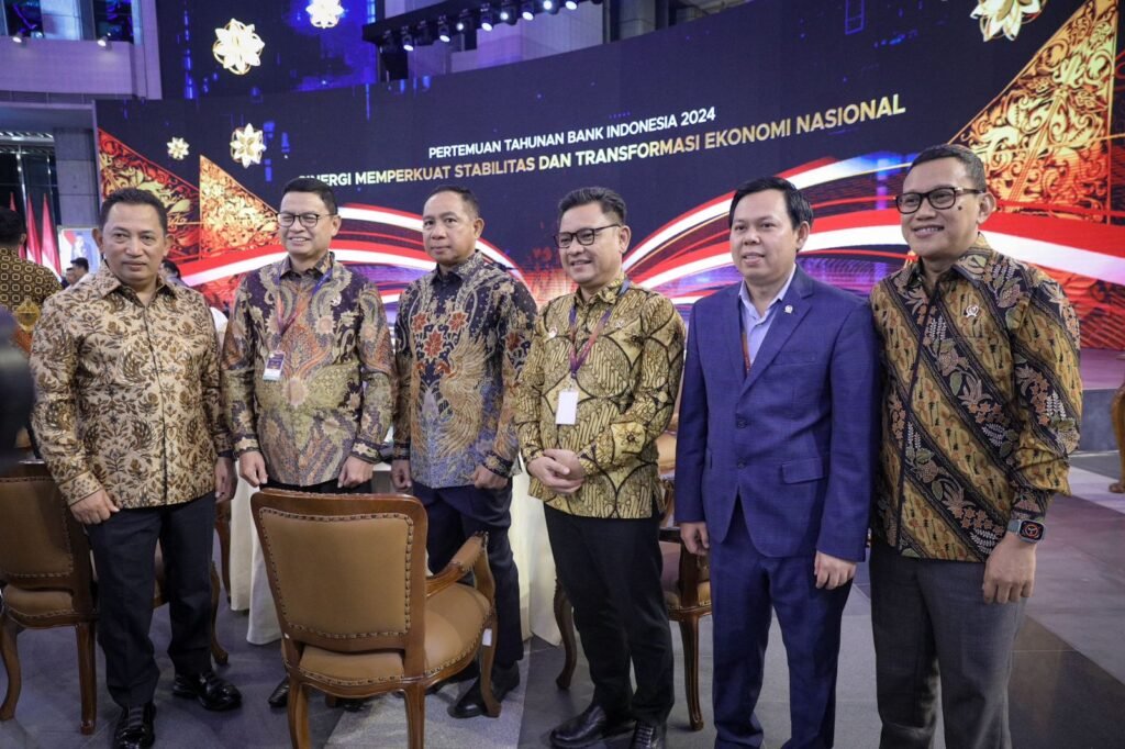 Panglima TNI Hadiri Pertemuan Tahunan Bank Indonesia Tahun 2024 - Teropong Rakyat