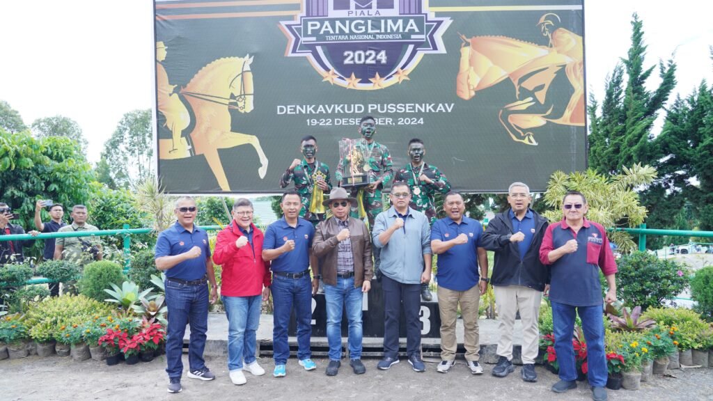 Portal Berita Indonesia dan Dunia Terkini Hari Ini, Update Harian Terbaru, Terlengkap, Tajam, Aktual dan Berimbang. Kasad Hadiri Kejuaraan Berkuda Piala Panglima TNI 2024 - Teropong Rakyat