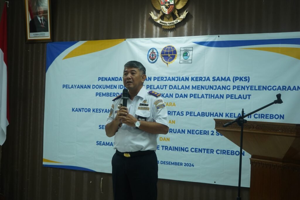 TINGKATKAN PELAYANAN, KSOP KELAS II CIREBON KERJASAMA DENGAN SMK NEGERI 2 SUBANG DAN SEAMAN JAYA MARITIM TRAINING CENTER - Teropong Rakyat