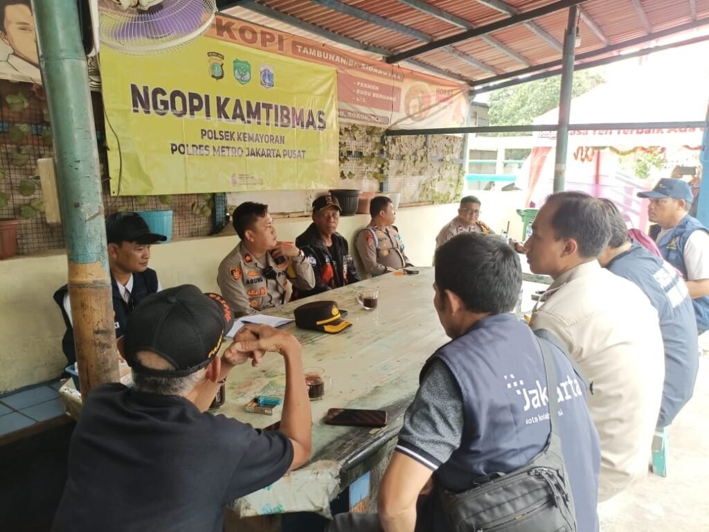 Kapolsek Kemayoran Minta Warga Bersama-sama Jaga Kamtibmas Wilayah - Teropong Rakyat