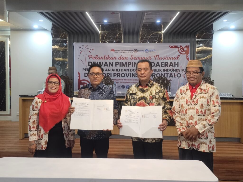 Portal Berita Indonesia dan Dunia Terkini Hari Ini, Update Harian Terbaru, Terlengkap, Tajam, Aktual dan Berimbang. BSKDN Teken Kerja Sama dengan ADRI Perkuat Kolaborasi Riset dan Inovasi - Teropong Rakyat
