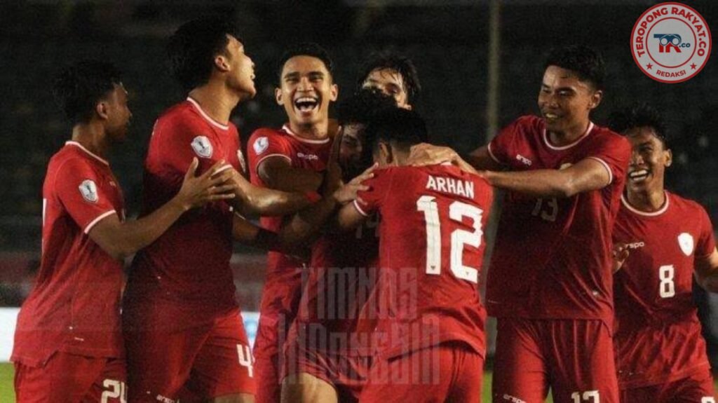 Portal Berita Indonesia dan Dunia Terkini Hari Ini, Update Harian Terbaru, Terlengkap, Tajam, Aktual dan Berimbang. Garuda Muda Siap Hadapi Laos di Piala AFF 2024: Target Kemenangan dan Dukungan Suporter di Stadion Manahan - Teropong Rakyat