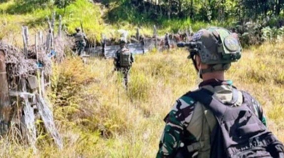 Dor, Dor, Dor, 2 OPM Meregang Nyawa Diterkam Raider Buaya Putih Kostrad - Teropongrakyat.co