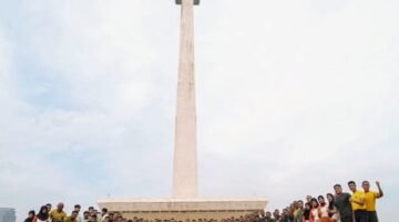 Pangkostrad Letjen TNI Mohammad Fadjar Laksanakan Olahraga Lari Bersama Prajurit di Monas 