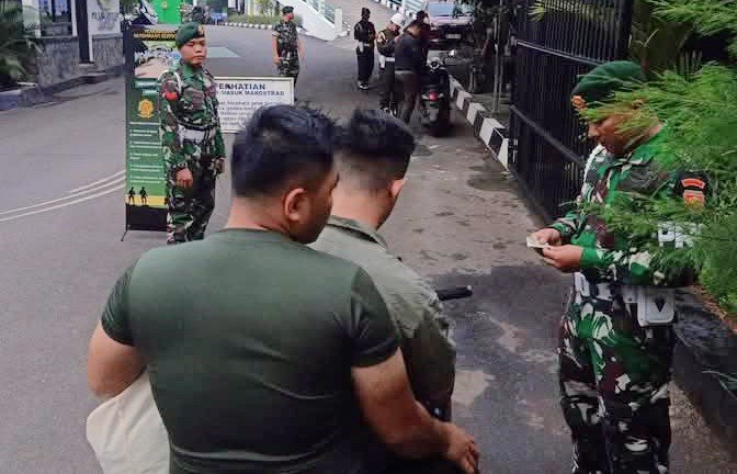 Denma Kostrad Gelar Pengecekan Administrasi Kendaraan untuk Personel Militer dan PNS - Teropongrakyat.co