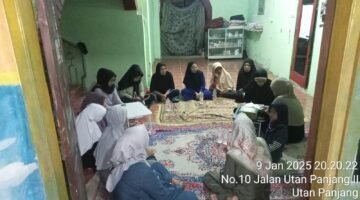 Pengurus RT, RW 08 Kelurahan Adakan Program Pengajian Rutin Mingguan.