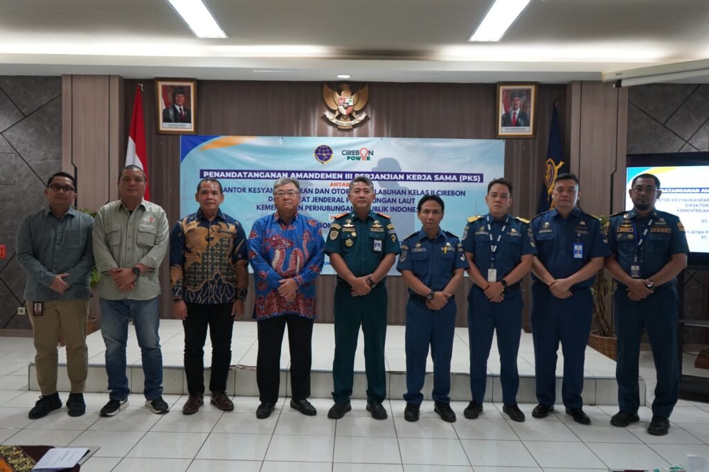 Portal Berita Indonesia dan Dunia Terkini Hari Ini, Update Harian Terbaru, Terlengkap, Tajam, Aktual dan Berimbang. Perjanjian Kerjasama KSOP Cirebon dan Cirebon Electric Power: Membangun Kemajuan Dunia Maritim - Teropong Rakyat