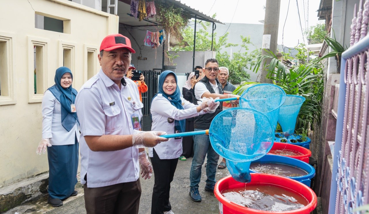 Pelindo Solusi Logistik Wujudkan Pembangunan Berkelanjutan melalui TJSL - Teropongrakyat.co