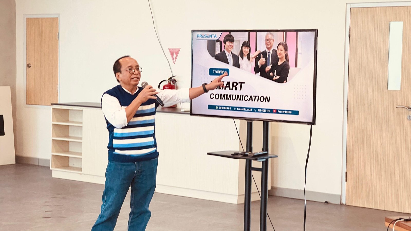 Workshop Smart Communication Dalam Dunia Kerja - Teropongrakyat.co
