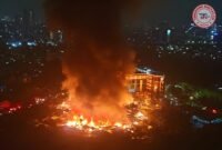 Kebakaran hebat di pemukiman padat kemayoran dini hari
