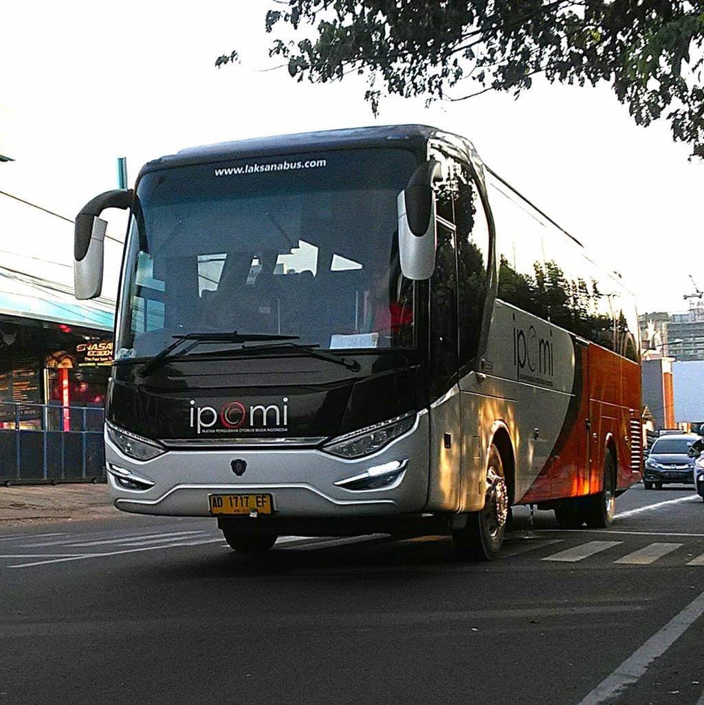 Portal Berita Indonesia dan Dunia Terkini Hari Ini, Update Harian Terbaru, Terlengkap, Tajam, Aktual dan Berimbang. Kurnia Lesani Adnan (IPOMI) Soroti Maraknya Kecelakaan Bus, Desak Peningkatan Keselamatan Transportasi - Teropong Rakyat