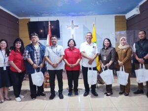 Pdt. Dr. J. Yohanes Sihombing, M.Th. : Yayasan Berkat Maranatha Peduli Indonesia, Melayani Pendidikan dan Pelayanan Kematian - Teropongrakyat.co